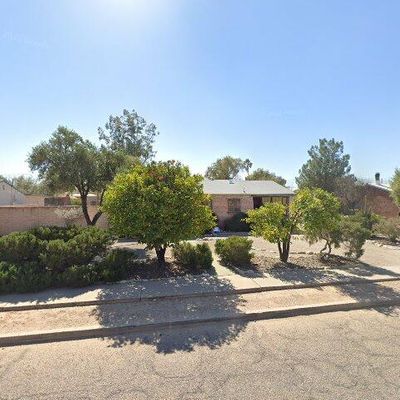 2710 E Hedrick Dr, Tucson, AZ 85716