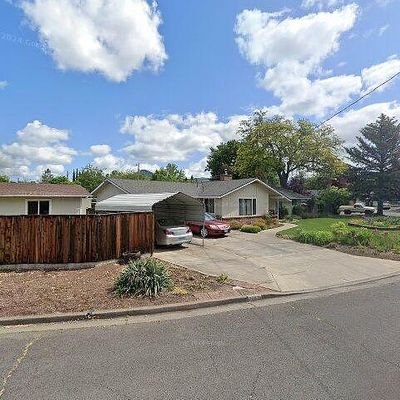 2757 Ruth Dr, Medford, OR 97504