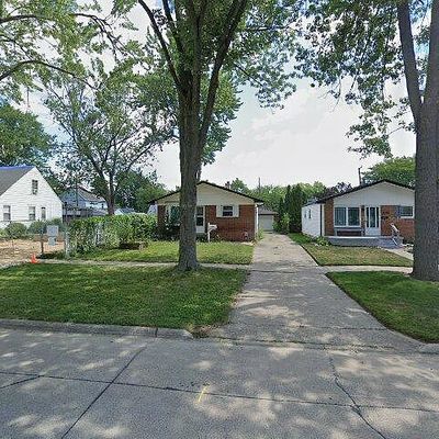 2784 Buckingham Ave, Berkley, MI 48072