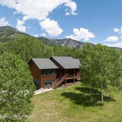 24 Box Elder Pl, Star Valley Ranch, WY 83127