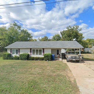 2415 S Baugh Ln, Poplar Bluff, MO 63901