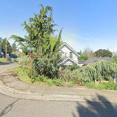 243 Se Dora St, Troutdale, OR 97060