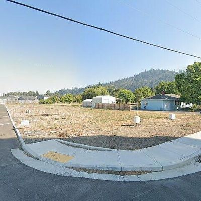 2483 Roll Tide Ct Lot 8, Lebanon, OR 97355