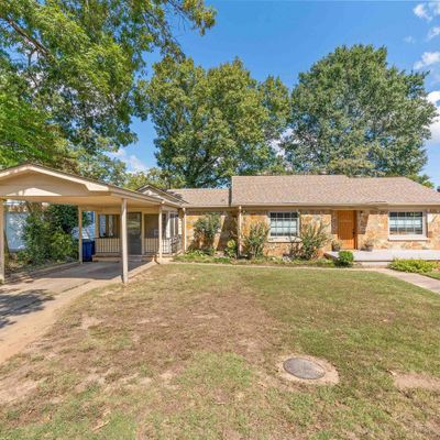 305 E Scenic Dr, North Little Rock, AR 72118