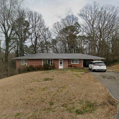 308 Wayne Ct, Weaver, AL 36277