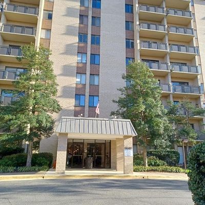 3101 S Manchester St #804, Falls Church, VA 22044