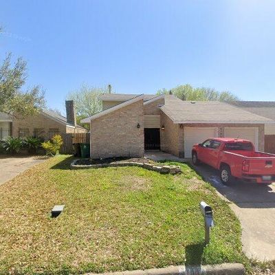 3107 Hazel Park Dr, Houston, TX 77082