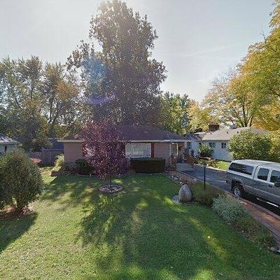 311 Burr Ave, Mchenry, IL 60050