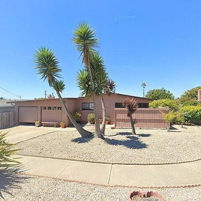 311 Johnson Pl, Marina, CA 93933