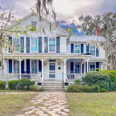 318 E Plum St, Jesup, GA 31546