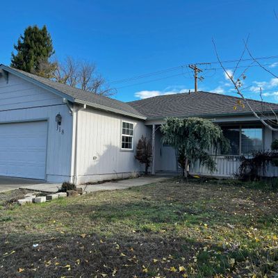 318 Sandi Way, Eagle Point, OR 97524