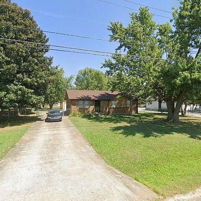 319 Needmore Ct, Clarksville, TN 37040