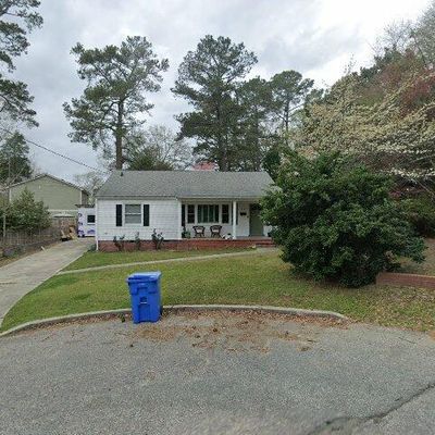 324 Fairwood Ct, Fayetteville, NC 28305