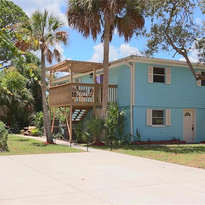 2841 Sunset Dr, New Smyrna Beach, FL 32168