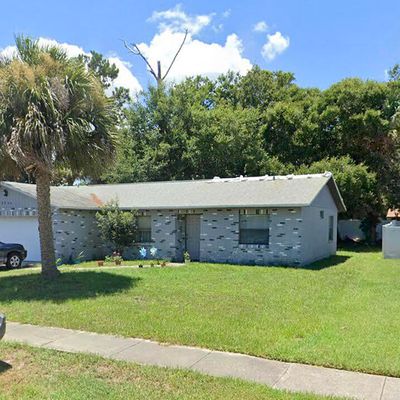 2936 Bristol Ln, South Daytona, FL 32119