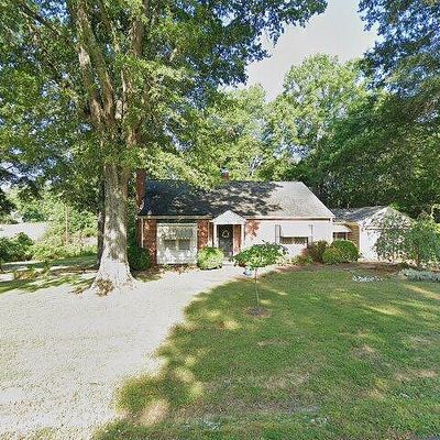 373 Broad St, Ramseur, NC 27316