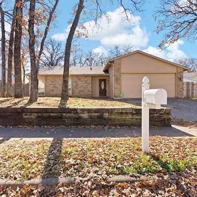 3800 Mulberry Ln, Bedford, TX 76021