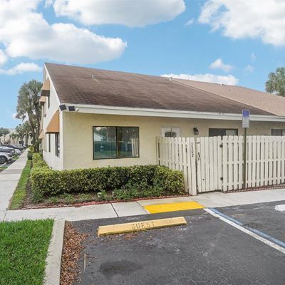 3302 Nw 103 Rd Ave, Sunrise, FL 33351