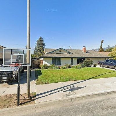 335 Moreton Bay Ln #3, Goleta, CA 93117