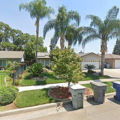 4146 N Cecelia Ave, Fresno, CA 93722