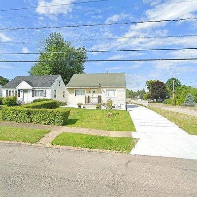 4204 Washington Ave, Erie, PA 16509