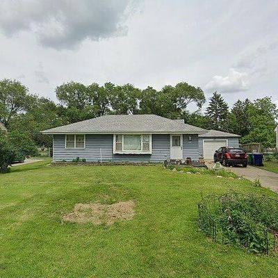 4325 Ne 26 Th St, Des Moines, IA 50317