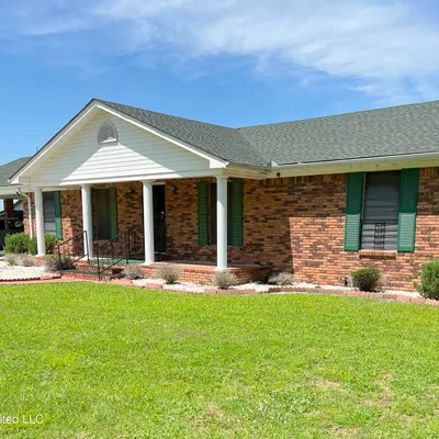 437 Sunrise Dr, Cleveland, MS 38732