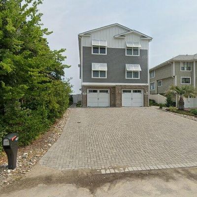 4520 Ocean View Ave, Virginia Beach, VA 23455