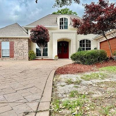 402 Hood Pt, Picayune, MS 39466