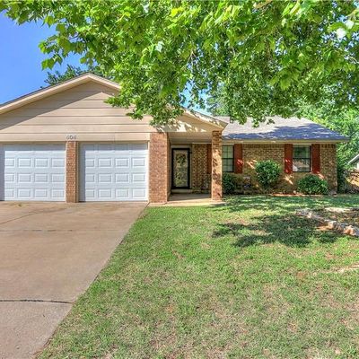 404 Brighton Dr, Edmond, OK 73003