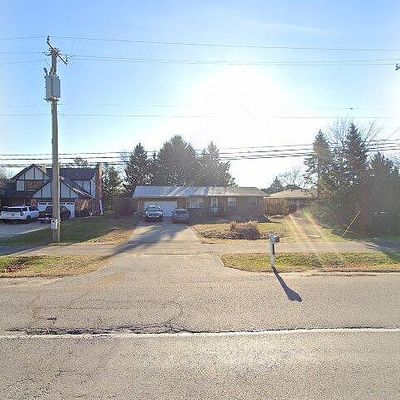 49712 Jefferson Ave, Chesterfield, MI 48047