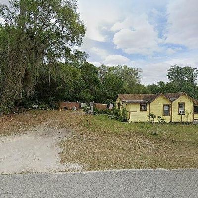 5055 Penvan Ave, De Leon Springs, FL 32130