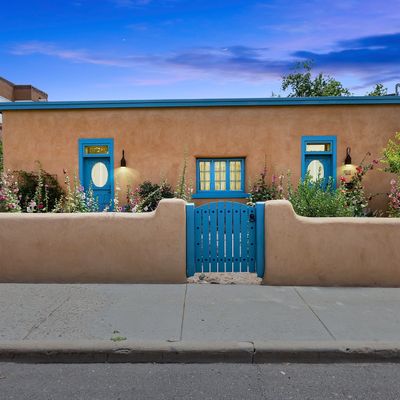 512 Agua Fria St, Santa Fe, NM 87501