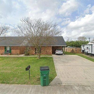 512 B Parkside Dr, Thibodaux, LA 70301