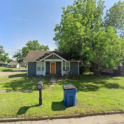 523 E Cherry St, Cushing, OK 74023