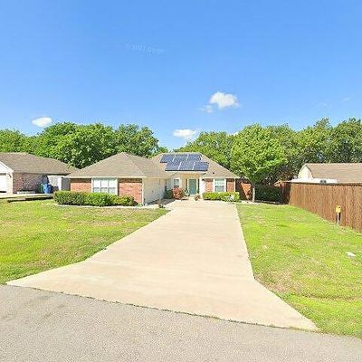 527 Oak Lk, Lake Dallas, TX 75065