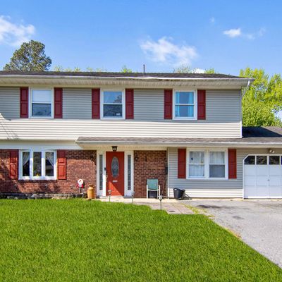 53 Old Bridge Dr, Howell, NJ 07731