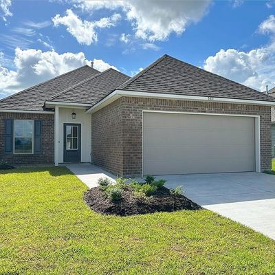 5311 Helmsdale Court, Lake Charles, LA 70607