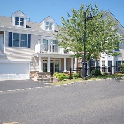 46 Cobble St, Clifton City, NJ 07013