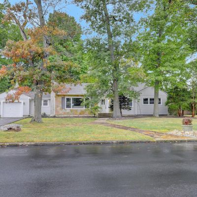 46 Cedarwood Dr, Toms River, NJ 08755