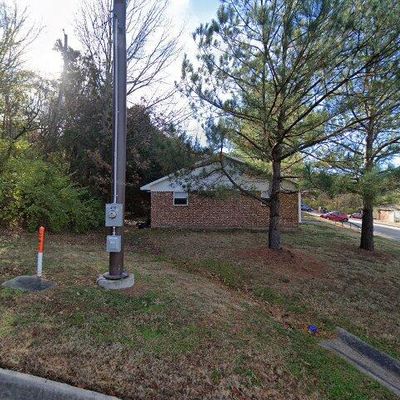 471 W Spruce St, Fayetteville, AR 72703