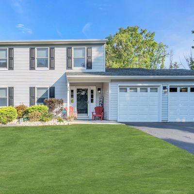 6 Kiwi Loop, Howell, NJ 07731