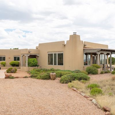 60 Wildflower Way, Santa Fe, NM 87506