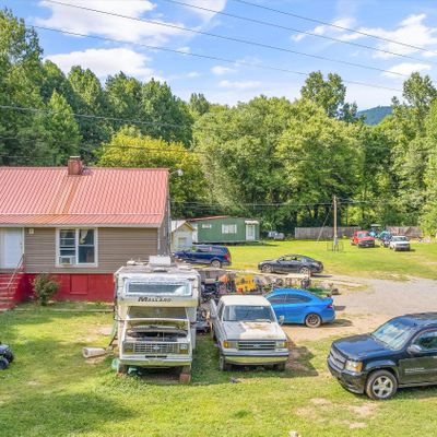 6052 Happy Valley Rd, Tallassee, TN 37878