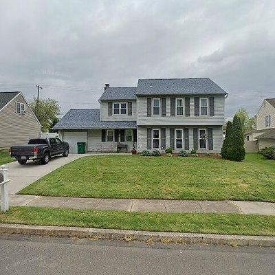 607 Iva Ln, Fairless Hills, PA 19030