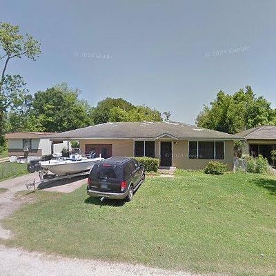 607 Washington St, Liberty, TX 77575