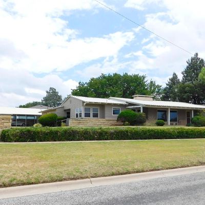 609 W 7 Th St, Muleshoe, TX 79347