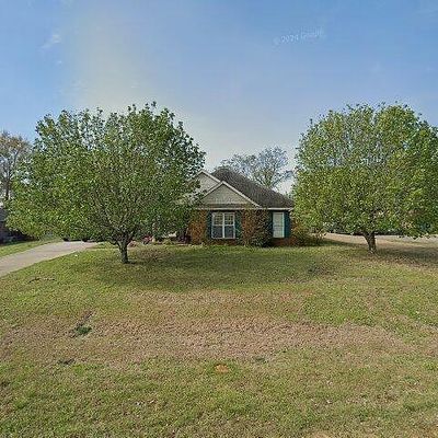 618 River Birch Dr, Prattville, AL 36067