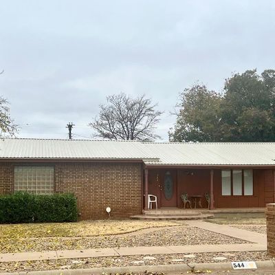 544 S Grain St, Crosbyton, TX 79322