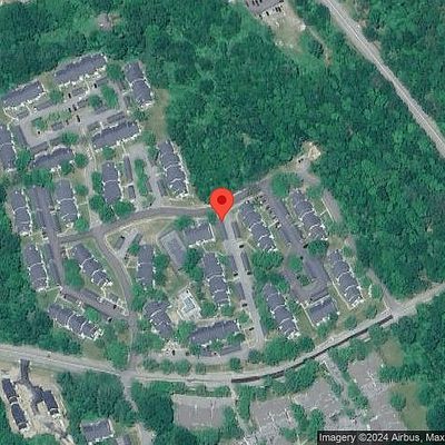 55 Leafwood Ln #288, Groton, CT 06340